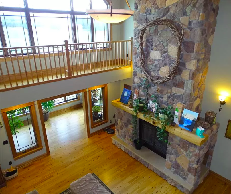 Pepin, Wis. 5,100 square feet cabin 4